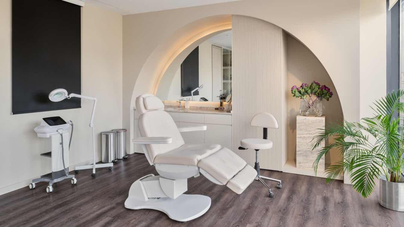 Private aesthetics clinic treatment room