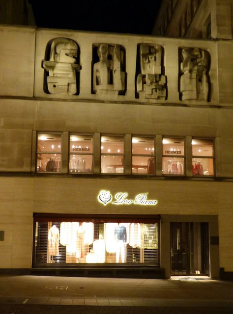 Loro Piana fascia on a London street
